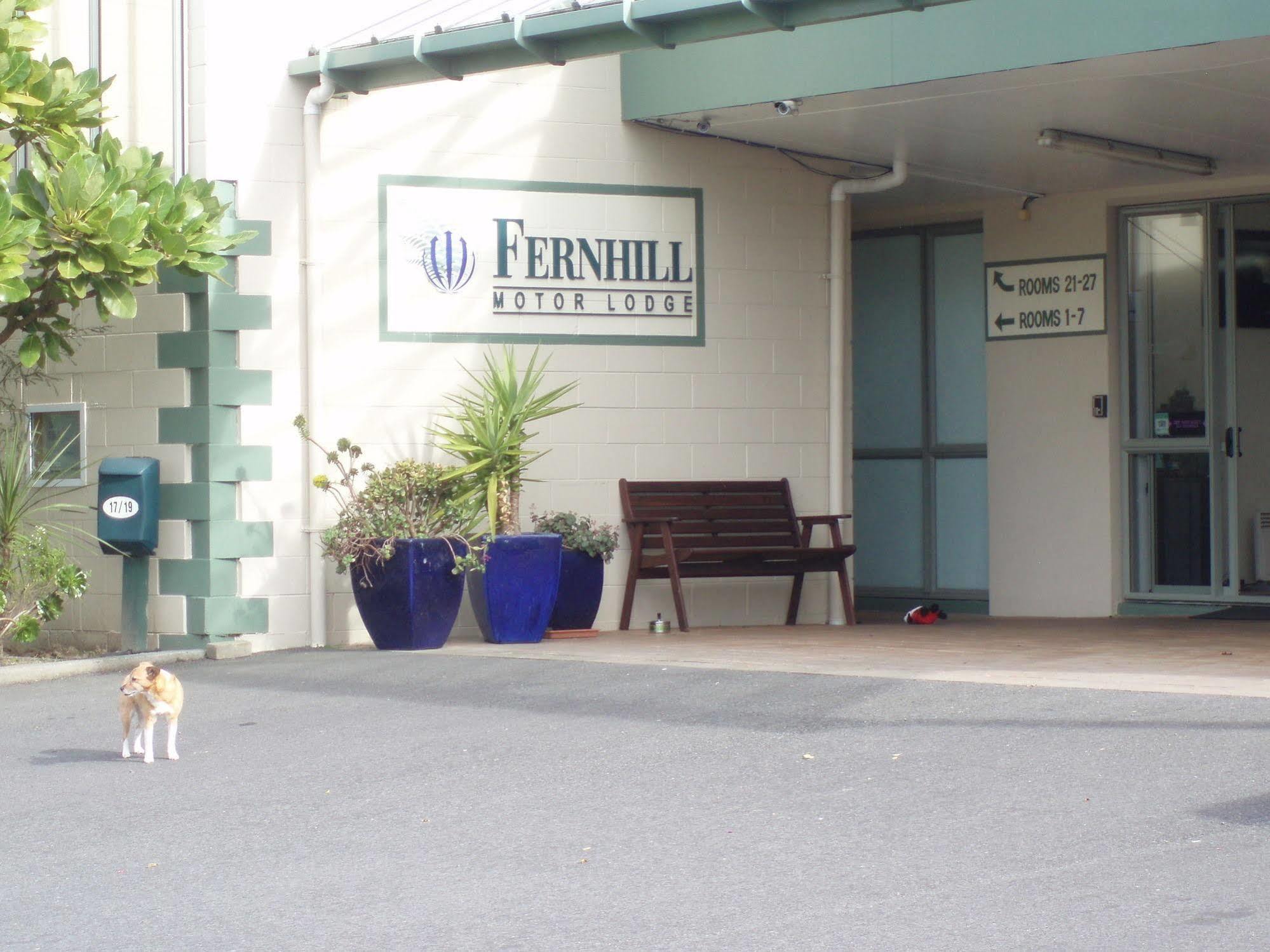 Fernhill Motor Lodge Лоуър Хът Екстериор снимка